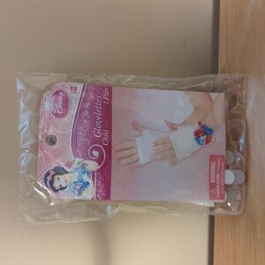 ⭐️ 5/ $25 Disney snow White child dress up gloves new